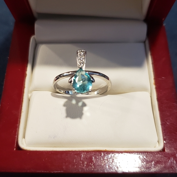Blue Aquamarine white CZ 925 silver ring - Picture 5 of 9